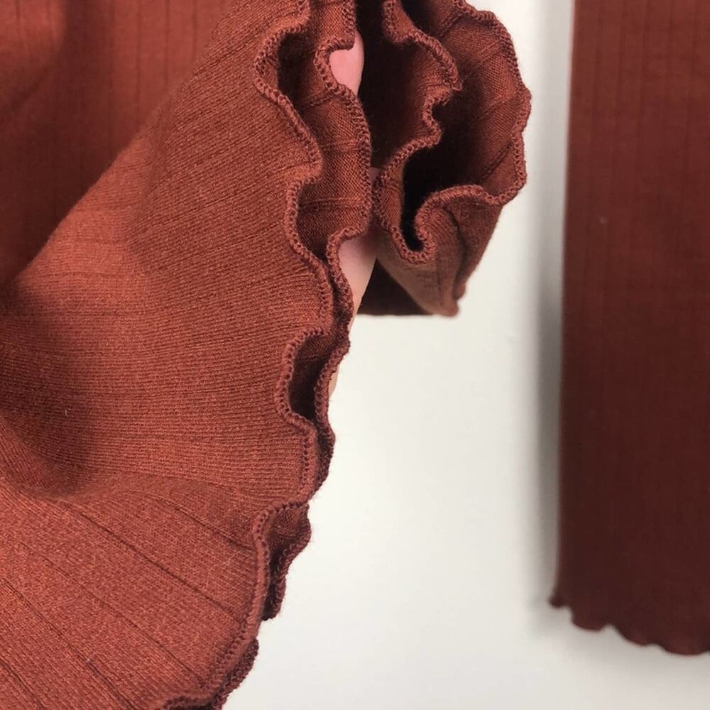 Abound: Ribbed Flare Rust Pants - Picture 8 of 9